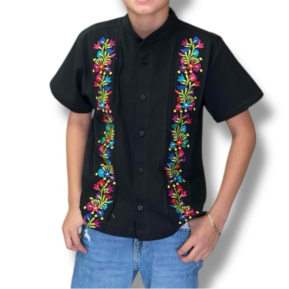 Mexican Guayabera traditional embroidered fiesta buttonup shirt youth boys Large